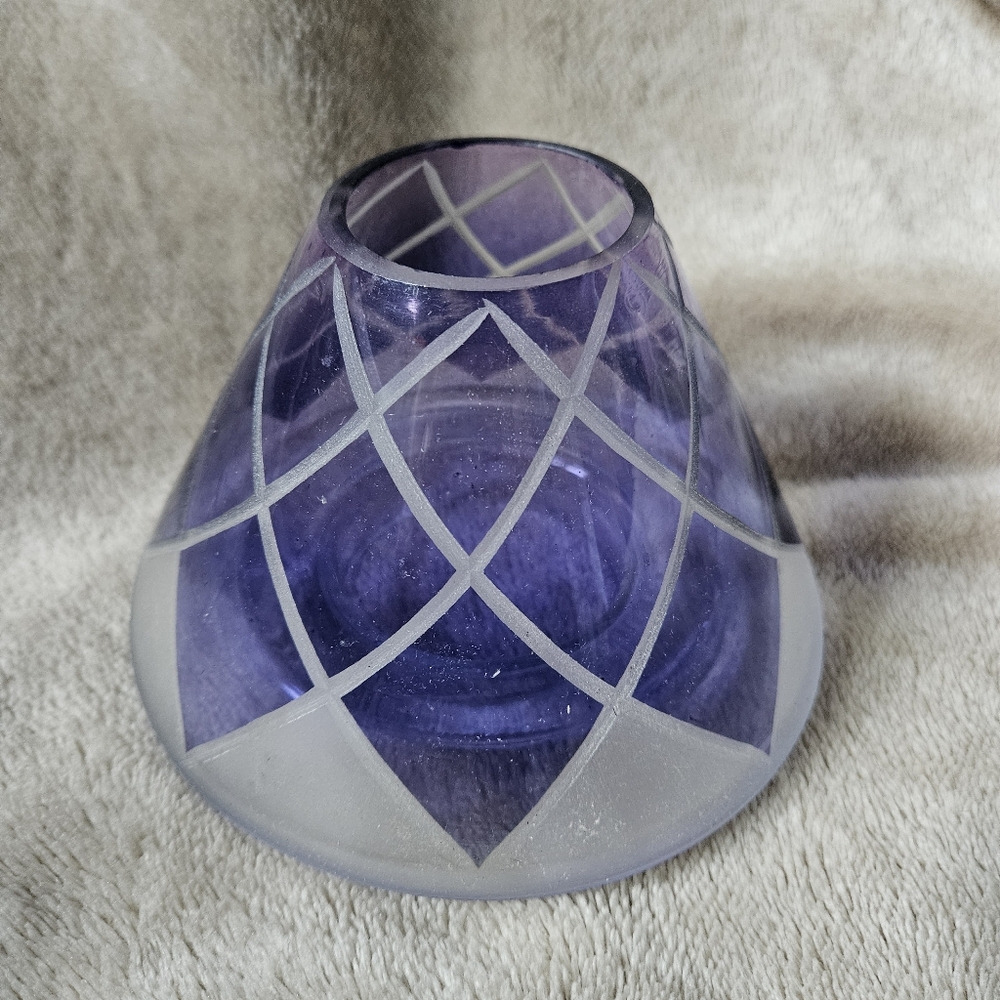 ❌SOLD❌ Yankee Candle Purple Glass Candle Topper - EUC